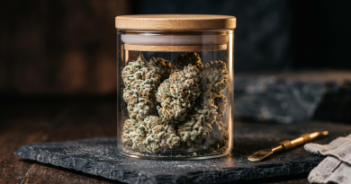 Best THCA Flower Online: A Cannamom’s Honest Buying Guide